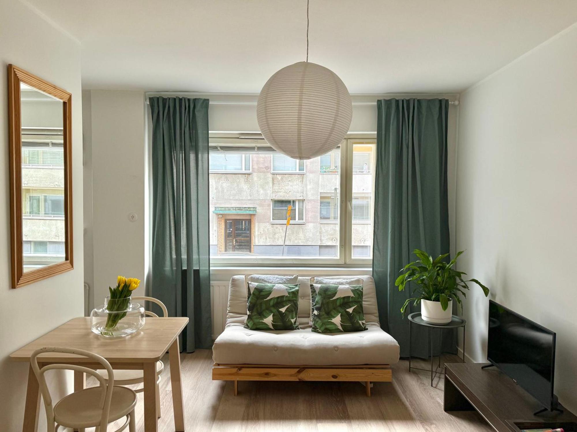 Just Renovated Stylish Nordic Studio By Tram Stop Helsingfors Exteriör bild